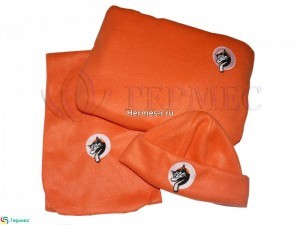 Машинная вышивка на флисе