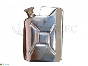 нанесение логотипа на фляжке