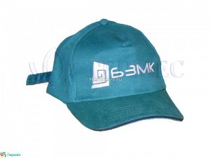 Бейсболка с логотипом