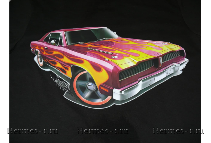 DTF печать на черной футболке